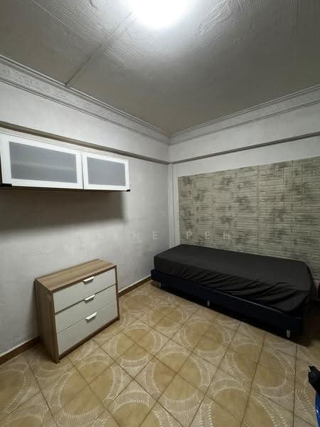447 Jurong West Street 42, 447 Jurong West Street 42, Boon Lay / Jurong / Tuas, 3 Bedrooms, 1,098 sqft, HDB Flat For Rent, by Irene Peh, 500248394 - Bedroom - PropertyGuru.com.sg