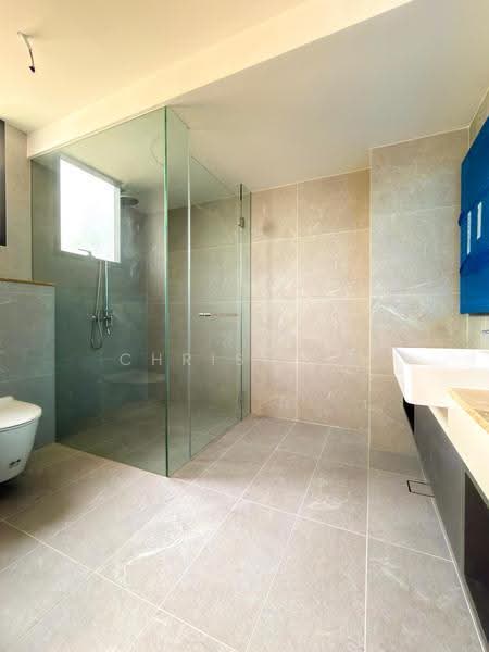 Seletar Hills Estate/ Belgravia / Neram Road, Neram Road, Seletar / Yio Chu Kang, 5 Bedrooms, 4,674 sqft, Corner Terrace For Sale, by Christine Yap, 500248403 - Bathroom - PropertyGuru.com.sg