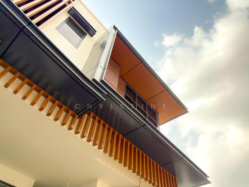 Seletar Hills Estate/ Belgravia / Neram Road, Neram Road, Seletar / Yio Chu Kang, 5 Bedrooms, 4,674 sqft, Corner Terrace For Sale, by Christine Yap, 500248403 - Exterior - PropertyGuru.com.sg