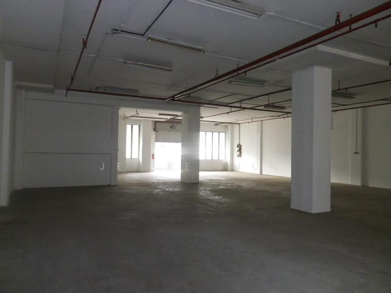 40 footer accessible @ Sims drive, Eunos / Geylang / Paya Lebar, 3,032 sqft, Warehouse For Rent, by Jeffrey Hun, 500248418 - Interior - CommercialGuru.com.sg