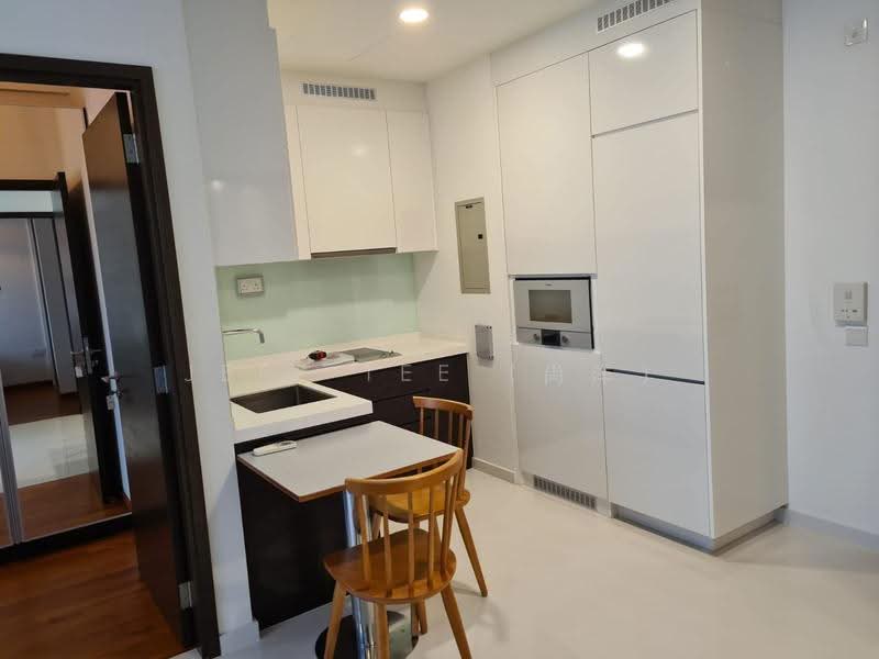 Eon Shenton, 70 Shenton Way, Chinatown / Tanjong Pagar, 1 Bedroom, 538 sqft, Condominium For Rent, by Jeff Tee (尚洋), 500248420 - Kitchen - PropertyGuru.com.sg