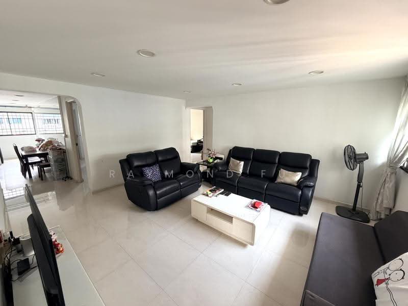 750 Yishun Street 72, 750 Yishun Street 72, Sembawang / Yishun, 3 Bedrooms, 990 sqft, HDB Flat For Sale, by Raymond Fu, 500248422 - PropertyGuru.com.sg