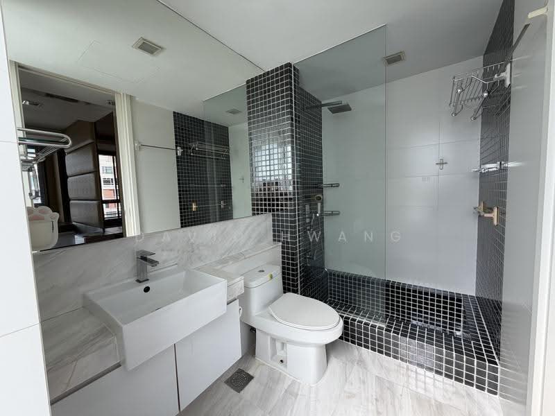 Ferraria Park Condo, 28 Flora Drive, Changi Airport / Changi Village, 3 Bedrooms, 1,249 sqft, Condominium For Sale, by David Hwang, 500248433 - Master Ensuite - PropertyGuru.com.sg