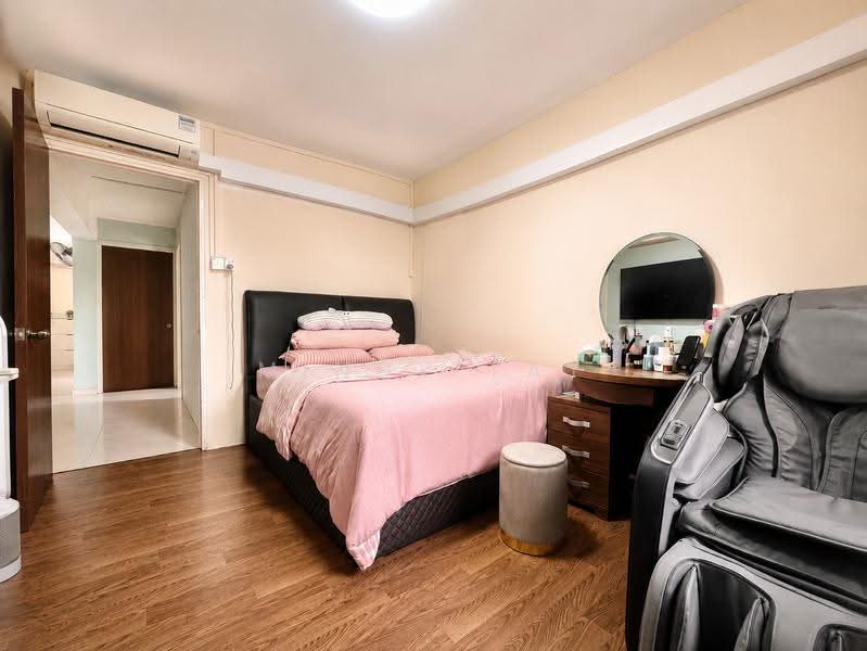 211 New Upper Changi Road, 211 New Upper Changi Road, Bedok / Upper East Coast, 2 Bedrooms, 893 sqft, HDB Flat For Sale, by Mindy Tay, 500248436 - Bedroom - PropertyGuru.com.sg