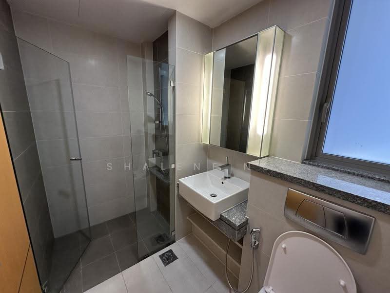 The Oceanfront @ Sentosa Cove, Harbourfront / Telok Blangah, 4 Bedrooms, 2,067 sqft, Condominium For Rent, by Shalene Ng, 500248439 - Bathroom - PropertyGuru.com.sg