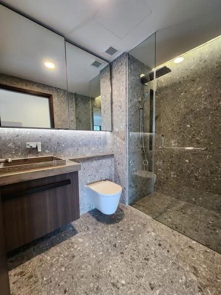 One Pearl Bank, 1 Pearl Bank, Alexandra / Commonwealth, 1 Bedroom, 560 sqft, Apartment For Sale, by Bryan Loh, 500248444 - Bathroom - PropertyGuru.com.sg