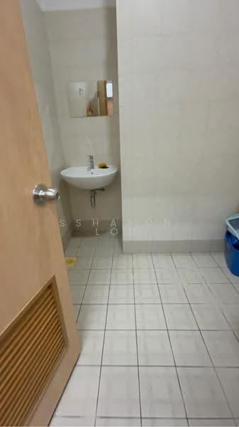 E-Centre @ Redhill, 3791 3791, Alexandra / Commonwealth, 990 sqft, Light Industrial (B1) For Sale, by Ssharon Loh, 500248449 - CommercialGuru.com.sg