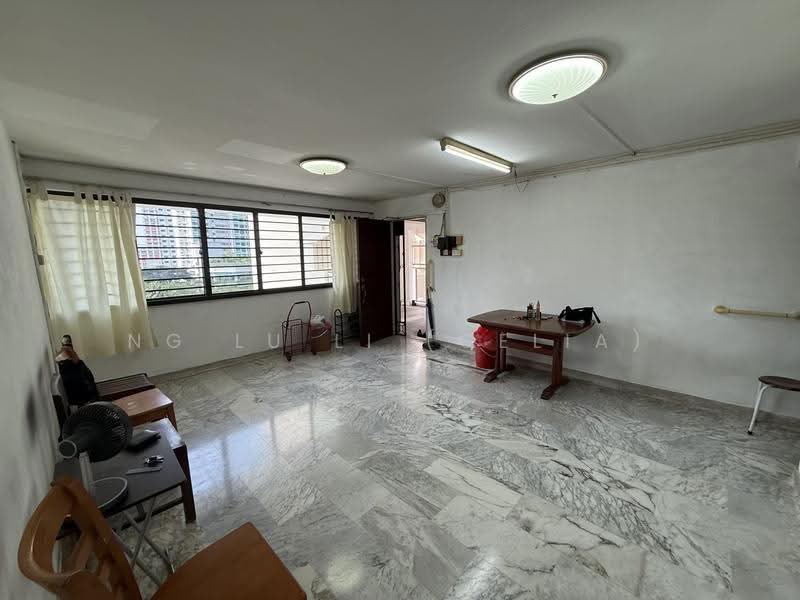 219 Lorong 8 Toa Payoh, 219 Lorong 8 Toa Payoh, Balestier / Toa Payoh, 3 Bedrooms, 883 sqft, HDB Flat For Sale, by Ng Lu Li (Celia), 500248466 - Living Room - PropertyGuru.com.sg