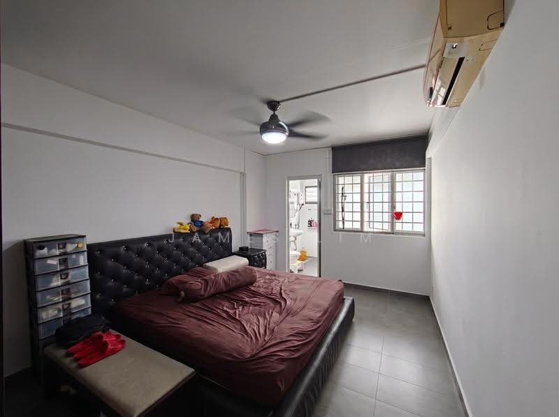 851 Tampines Street 83, 851 Tampines Street 83, Pasir Ris / Tampines, 3 Bedrooms, 1,119 sqft, HDB Flat For Sale, by James Lim, 500248478 - Bedroom - PropertyGuru.com.sg
