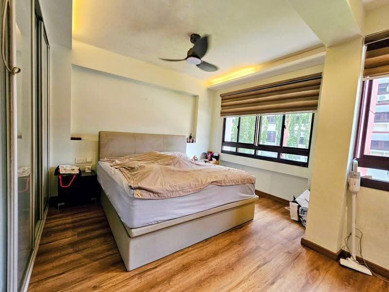 693 Jurong West Central 1, 693 Jurong West Central 1, Boon Lay / Jurong / Tuas, 4 Bedrooms, 1,560 sqft, HDB Flat For Sale, by Kamal ., 500248479 - Bedroom - PropertyGuru.com.sg