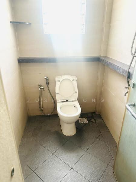 274 Macpherson Road, Macpherson Rd, Macpherson / Potong Pasir, 7 Bedrooms, 969 sqft, Walk-up Apartment For Sale, by Joseph Ong, 500248489 - Bathroom - PropertyGuru.com.sg