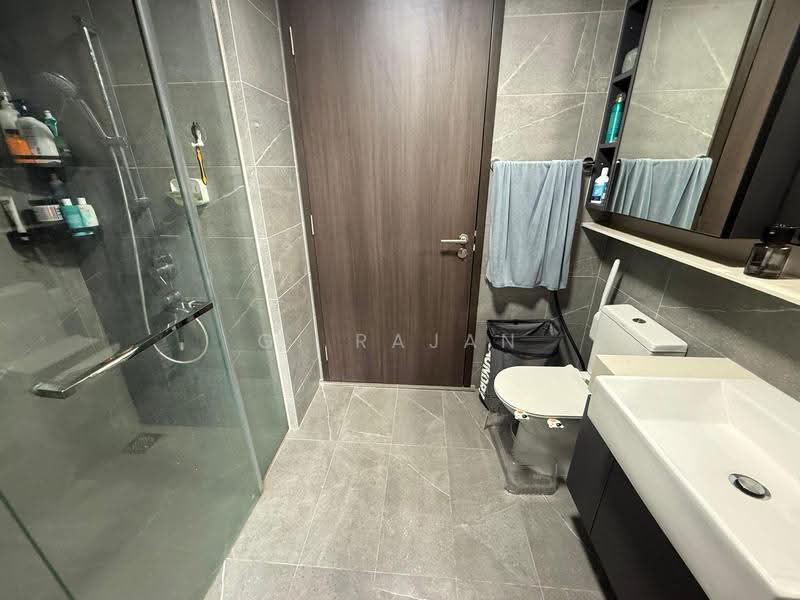 Riverfront Residences, 41 Hougang Avenue 7, Hougang / Punggol / Sengkang, 1 Bedroom, 517 sqft, Condominium For Sale, by G. Rajan, 500248508 - Bathroom - PropertyGuru.com.sg