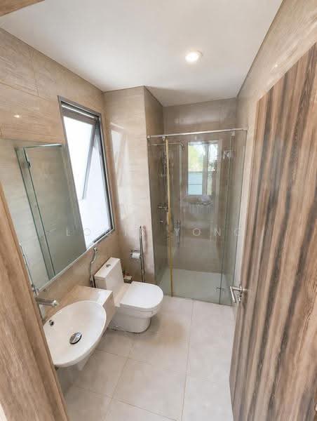Floraville, 2 Cactus Road, Seletar / Yio Chu Kang, 3 Bedrooms, 797 sqft, Apartment For Sale, by Louis Yong, 500248516 - Bathroom - PropertyGuru.com.sg