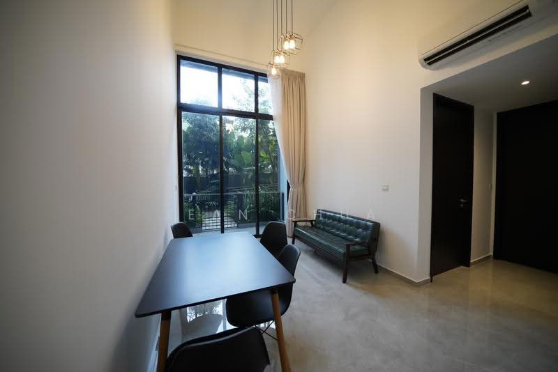 Mayfair Gardens, 16 Rifle Range Road, Clementi Park / Upper Bukit Timah, 2 Bedrooms, 753 sqft, Condominium For Rent, by Jean Chua, 500248521 - Living Room - PropertyGuru.com.sg