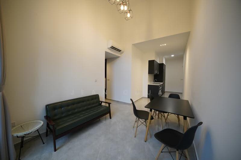Mayfair Gardens, 16 Rifle Range Road, Clementi Park / Upper Bukit Timah, 2 Bedrooms, 753 sqft, Condominium For Rent, by Jean Chua, 500248521 - Living Room - PropertyGuru.com.sg