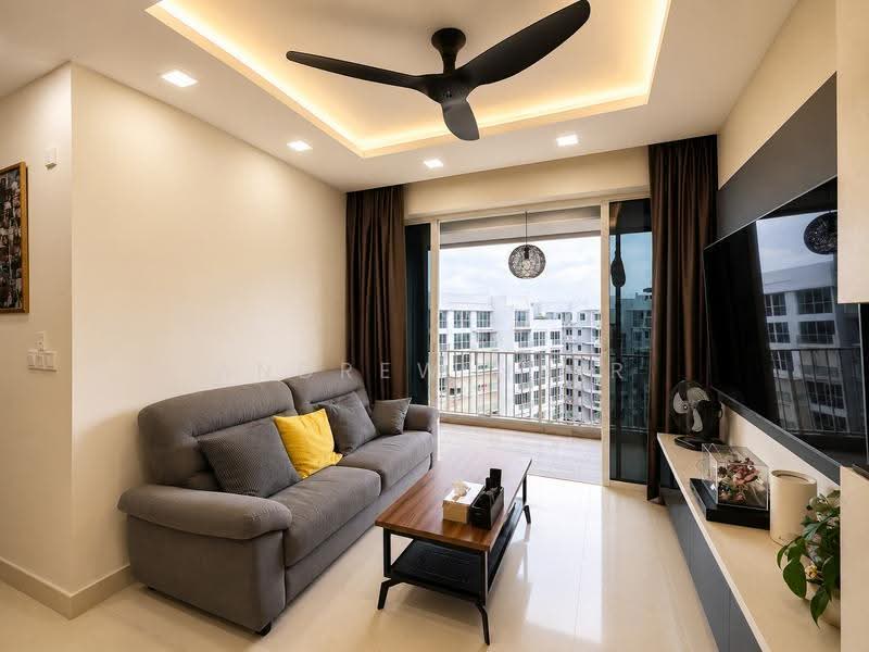 Watercolours, 29 Pasir Ris Link, Pasir Ris / Tampines, 3 Bedrooms, 1,755 sqft, Condominium For Sale, by Andrew Nair, 500248528 - Living Room - PropertyGuru.com.sg