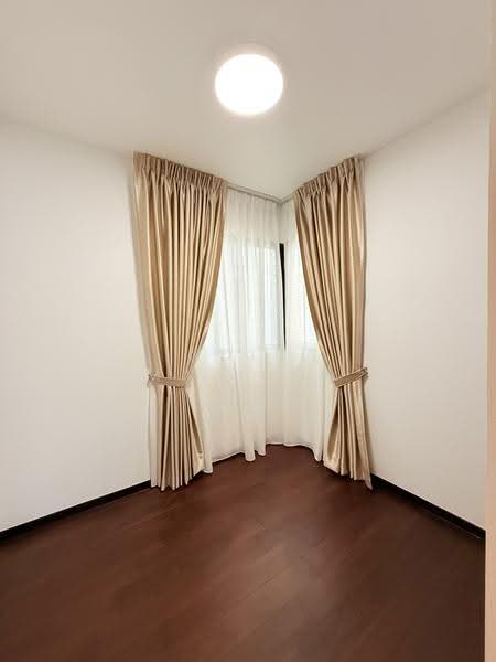 Pullman Residences, 18 Dunearn Road, Newton / Novena, 4 Bedrooms, 1,378 sqft, Condominium For Sale, by Indira Malinda, 500248540 - Interior - PropertyGuru.com.sg