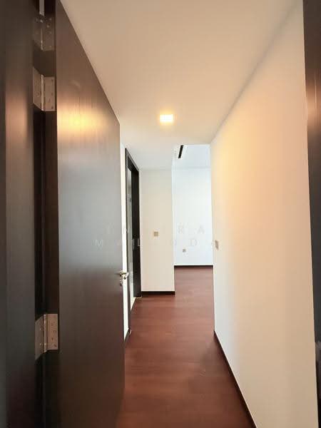 Pullman Residences, 18 Dunearn Road, Newton / Novena, 4 Bedrooms, 1,378 sqft, Condominium For Sale, by Indira Malinda, 500248540 - Corridor - PropertyGuru.com.sg