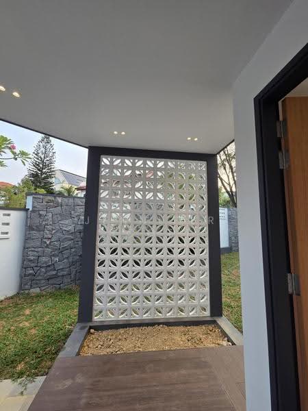 Clover Park, Ang Mo Kio / Bishan / Thomson, 4 Bedrooms, 3,600 sqft, Corner Terrace For Rent, by Jennifer Scott, 500248543 - Exterior - PropertyGuru.com.sg