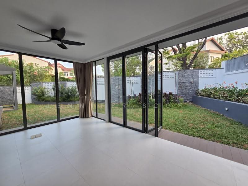 Clover Park, Ang Mo Kio / Bishan / Thomson, 4 Bedrooms, 3,600 sqft, Corner Terrace For Rent, by Jennifer Scott, 500248543 - Living Room - PropertyGuru.com.sg
