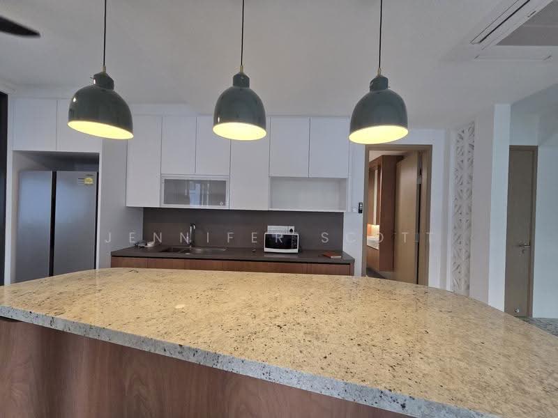 Clover Park, Ang Mo Kio / Bishan / Thomson, 4 Bedrooms, 3,600 sqft, Corner Terrace For Rent, by Jennifer Scott, 500248543 - Kitchen - PropertyGuru.com.sg