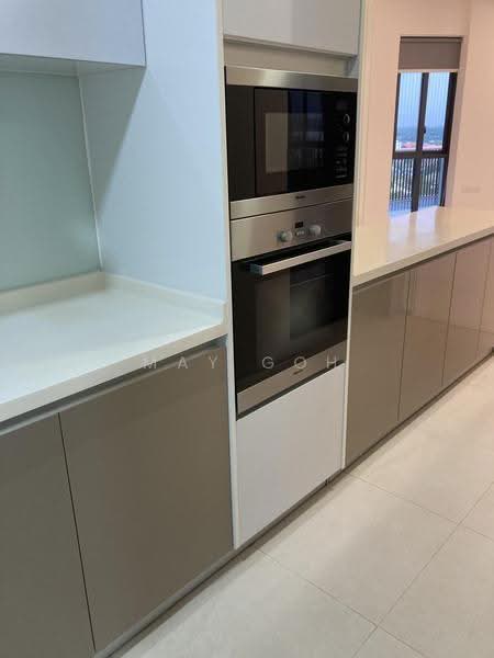 d'Leedon (Former Farrer Court), 15 Leedon Heights, Tanglin / Holland / Bukit Timah, 4 Bedrooms, 2,454 sqft, Condominium For Sale, by May Goh, 500248545 - Kitchen - PropertyGuru.com.sg