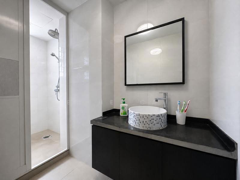 Casa Pasir Ris, 201 Jalan Loyang Besar, Changi Airport / Changi Village, 3 Bedrooms, 1,130 sqft, Condominium For Sale, by Esther Cai, 500248547 - Bathroom - PropertyGuru.com.sg