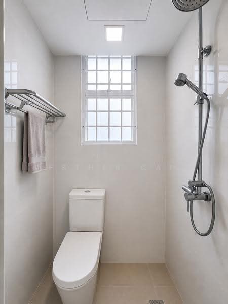 Casa Pasir Ris, 201 Jalan Loyang Besar, Changi Airport / Changi Village, 3 Bedrooms, 1,130 sqft, Condominium For Sale, by Esther Cai, 500248547 - Bathroom - PropertyGuru.com.sg