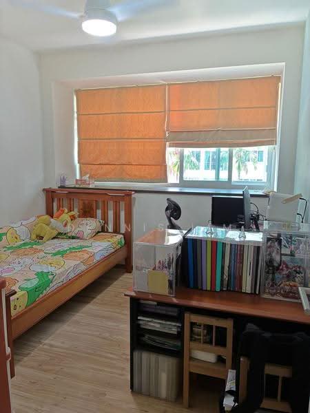 The Esparis, 7A Pasir Ris Drive 4, Pasir Ris / Tampines, 3 Bedrooms, 1,291 sqft, Condominium For Sale, by Dennis Lim, 500248566 - Bedroom - PropertyGuru.com.sg