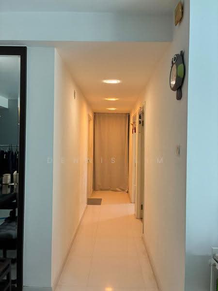 The Esparis, 7A Pasir Ris Drive 4, Pasir Ris / Tampines, 3 Bedrooms, 1,291 sqft, Condominium For Sale, by Dennis Lim, 500248566 - Corridor - PropertyGuru.com.sg