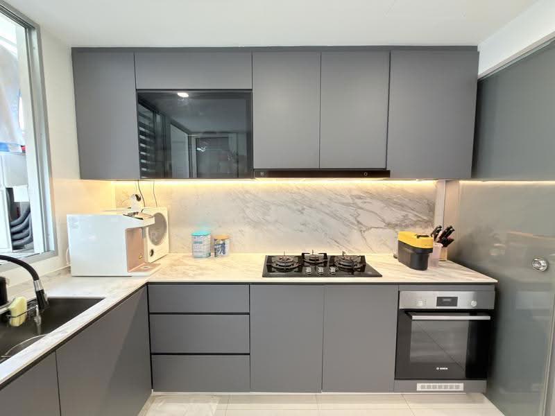 Cairnhill Residences, 31 Cairnhill Circle, Orchard / River Valley, 3 Bedrooms, 1,173 sqft, Apartment For Sale, by Rachel Goh, 500248574 - Kitchen - PropertyGuru.com.sg