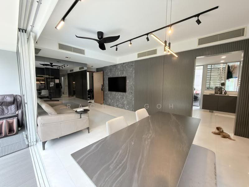 Cairnhill Residences, 31 Cairnhill Circle, Orchard / River Valley, 3 Bedrooms, 1,173 sqft, Apartment For Sale, by Rachel Goh, 500248574 - Living Room - PropertyGuru.com.sg
