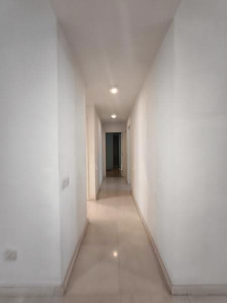 Sky @ Eleven, 5 Thomson Lane, Newton / Novena, 3 Bedrooms, 1,851 sqft, Condominium For Rent, by Lucia Jacky, 500248583 - Corridor - PropertyGuru.com.sg