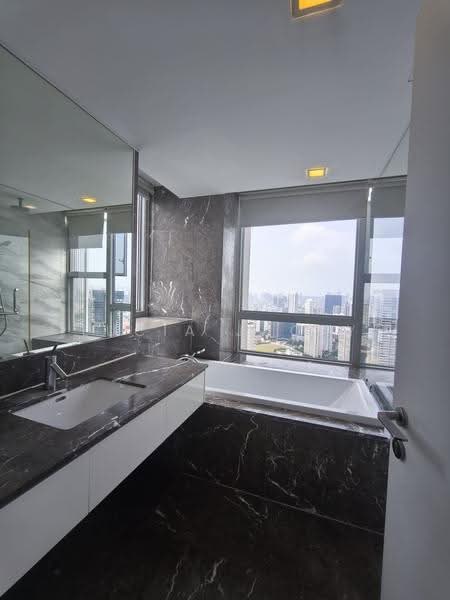 Sky @ Eleven, 5 Thomson Lane, Newton / Novena, 3 Bedrooms, 1,851 sqft, Condominium For Rent, by Lucia Jacky, 500248583 - Bathroom - PropertyGuru.com.sg