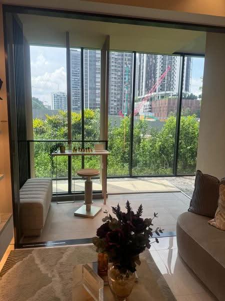 The Myst, 800 Upper Bukit Timah Road, Dairy Farm / Bukit Panjang / Choa Chu Kang, 3 Bedrooms, 850 sqft, Condominium For Sale, by Eleen Seah, 500248585 - Living Room - PropertyGuru.com.sg