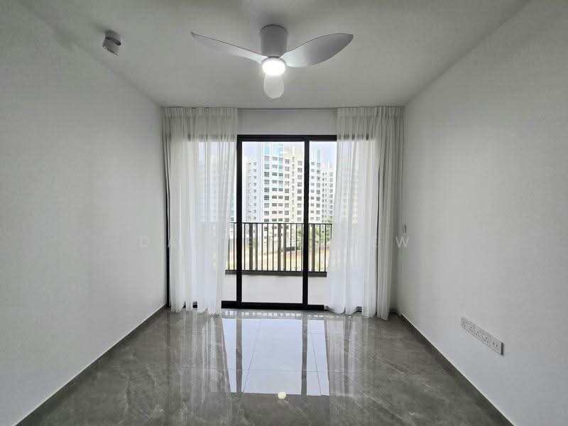 Norwood Grand, Admiralty / Woodlands, 4 Bedrooms, 1,313 sqft, Condominium For Sale, by Darren Khew, 500248587 - Balcony - PropertyGuru.com.sg