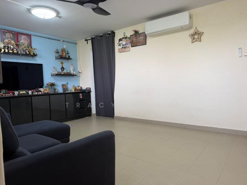 350 Bukit Batok Street 34, 350 Bukit Batok Street 34, Dairy Farm / Bukit Panjang / Choa Chu Kang, 3 Bedrooms, 904 sqft, HDB Flat For Sale, by Tracy Wang, 500248605 - Living Room - PropertyGuru.com.sg