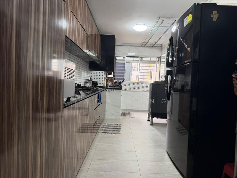350 Bukit Batok Street 34, 350 Bukit Batok Street 34, Dairy Farm / Bukit Panjang / Choa Chu Kang, 3 Bedrooms, 904 sqft, HDB Flat For Sale, by Tracy Wang, 500248605 - Kitchen - PropertyGuru.com.sg