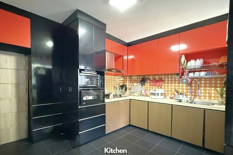 822 Jurong West Street 81, 822 Jurong West Street 81, Boon Lay / Jurong / Tuas, 4 Bedrooms, 1,367 sqft, HDB Flat For Sale, by Irfan Ramzi, 500248610 - Kitchen - PropertyGuru.com.sg