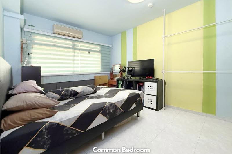 822 Jurong West Street 81, 822 Jurong West Street 81, Boon Lay / Jurong / Tuas, 4 Bedrooms, 1,367 sqft, HDB Flat For Sale, by Irfan Ramzi, 500248610 - Bedroom - PropertyGuru.com.sg