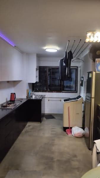 333 Bukit Batok Street 32, 333 Bukit Batok Street 32, Dairy Farm / Bukit Panjang / Choa Chu Kang, Room Rental, 120 sqft, HDB Flat For Rent, by Zheng Ronghua 郑荣华, 500248612 - Kitchen - PropertyGuru.com.sg