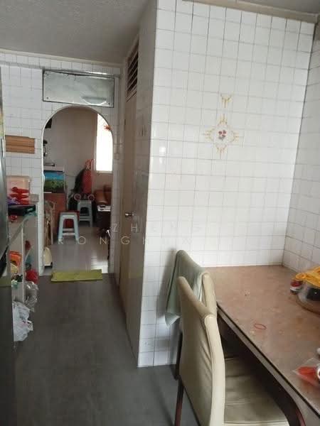 336 Bukit Batok Street 32, 336 Bukit Batok Street 32, Dairy Farm / Bukit Panjang / Choa Chu Kang, Room Rental, 120 sqft, HDB Flat For Rent, by Zheng Ronghua 郑荣华, 500248622 - Kitchen - PropertyGuru.com.sg