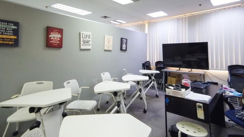 Parkway Centre, 1 Marine Parade Central, East Coast / Marine Parade, 732 sqft, Office For Sale, by Cindy Low, 500248629 - Study - CommercialGuru.com.sg