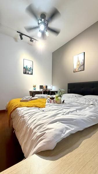Waterfront Waves, 766 Bedok Reservoir Road, Bedok / Upper East Coast, Room Rental, 150 sqft, Condominium For Rent, by Xavier, 500248636 - Bedroom - PropertyGuru.com.sg