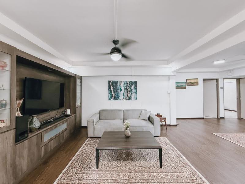 553 Jurong West Street 42, 553 Jurong West Street 42, Boon Lay / Jurong / Tuas, 3 Bedrooms, 1,432 sqft, HDB Flat For Sale, by Nazriff ., 500248639 - Living Room - PropertyGuru.com.sg