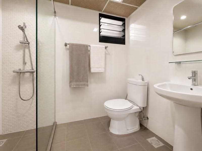 992B Buangkok Link, 992B Buangkok Link, Hougang / Punggol / Sengkang, 2 Bedrooms, 1,001 sqft, HDB Flat For Rent, by Jean Ang 诗吟, 500248642 - Bathroom - PropertyGuru.com.sg