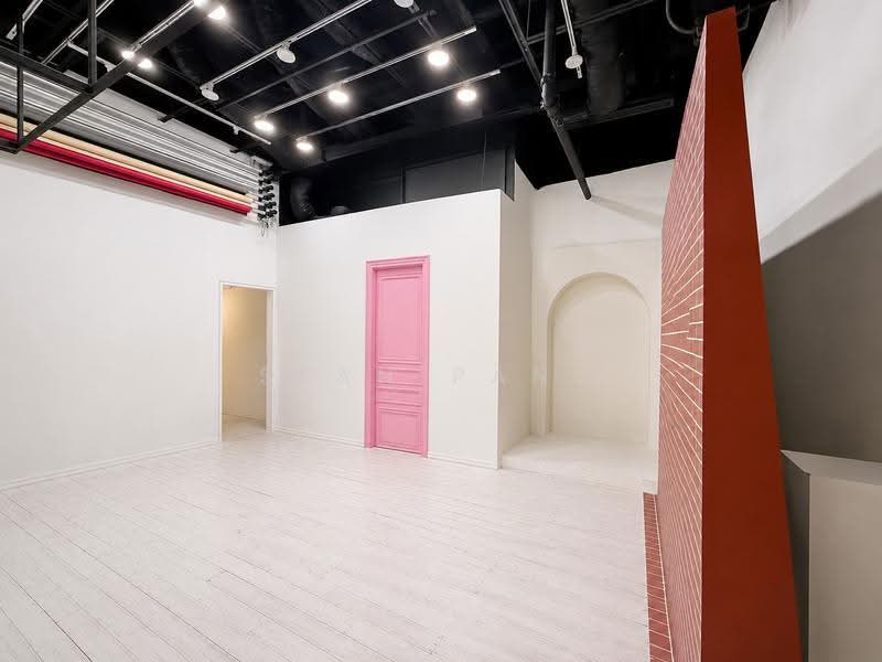 Ground Floor Space @ Bras Basah/City Hall Vicinity | Excellent Frontage, Visibility | Rare, City Hall / Clarke Quay, 3,786 sqft, Other Retail For Rent, by Sean Pang, 500248667 - Interior - CommercialGuru.com.sg