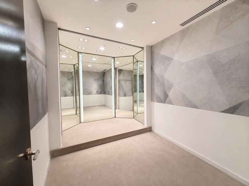 Ground Floor Space @ Bras Basah/City Hall Vicinity | Excellent Frontage, Visibility | Rare, City Hall / Clarke Quay, 3,786 sqft, Other Retail For Rent, by Sean Pang, 500248667 - Interior - CommercialGuru.com.sg