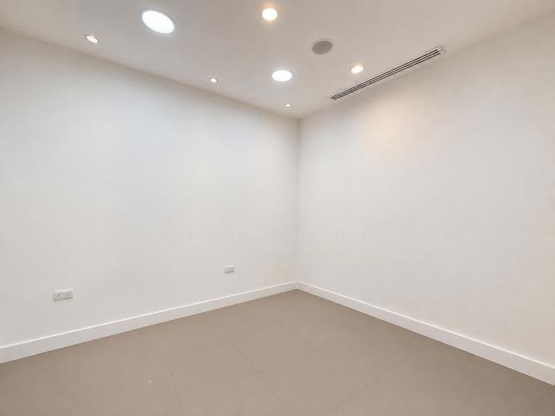 Ground Floor Space @ Bras Basah/City Hall Vicinity | Excellent Frontage, Visibility | Rare, City Hall / Clarke Quay, 3,786 sqft, Other Retail For Rent, by Sean Pang, 500248667 - Interior - CommercialGuru.com.sg