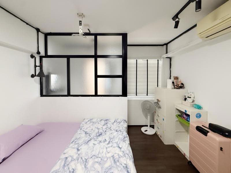 635 Yishun Street 61, 635 Yishun Street 61, Sembawang / Yishun, 3 Bedrooms, 904 sqft, HDB Flat For Sale, by Irfan Ramzi, 500248671 - Bedroom - PropertyGuru.com.sg